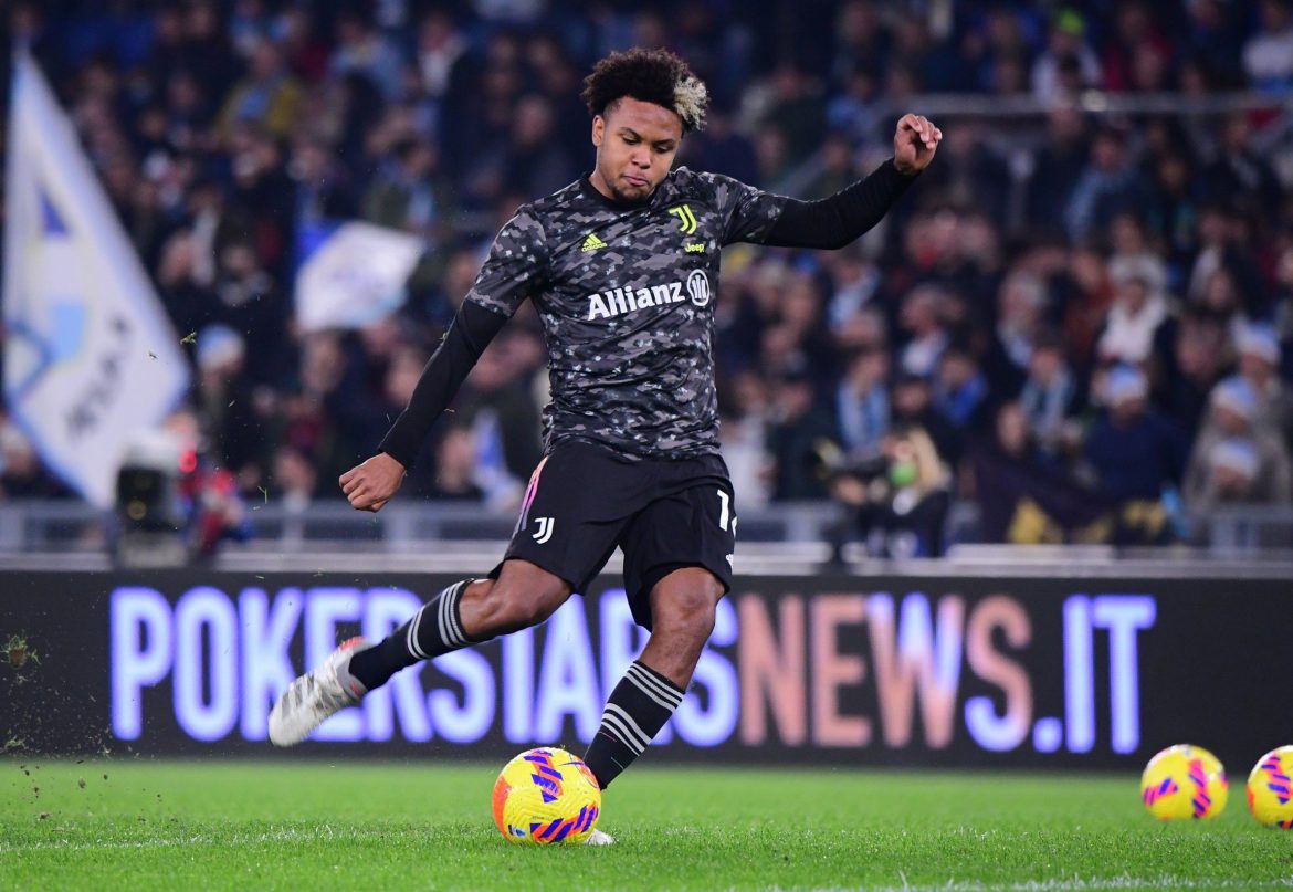 Newcastle considering Weston McKennie deal
